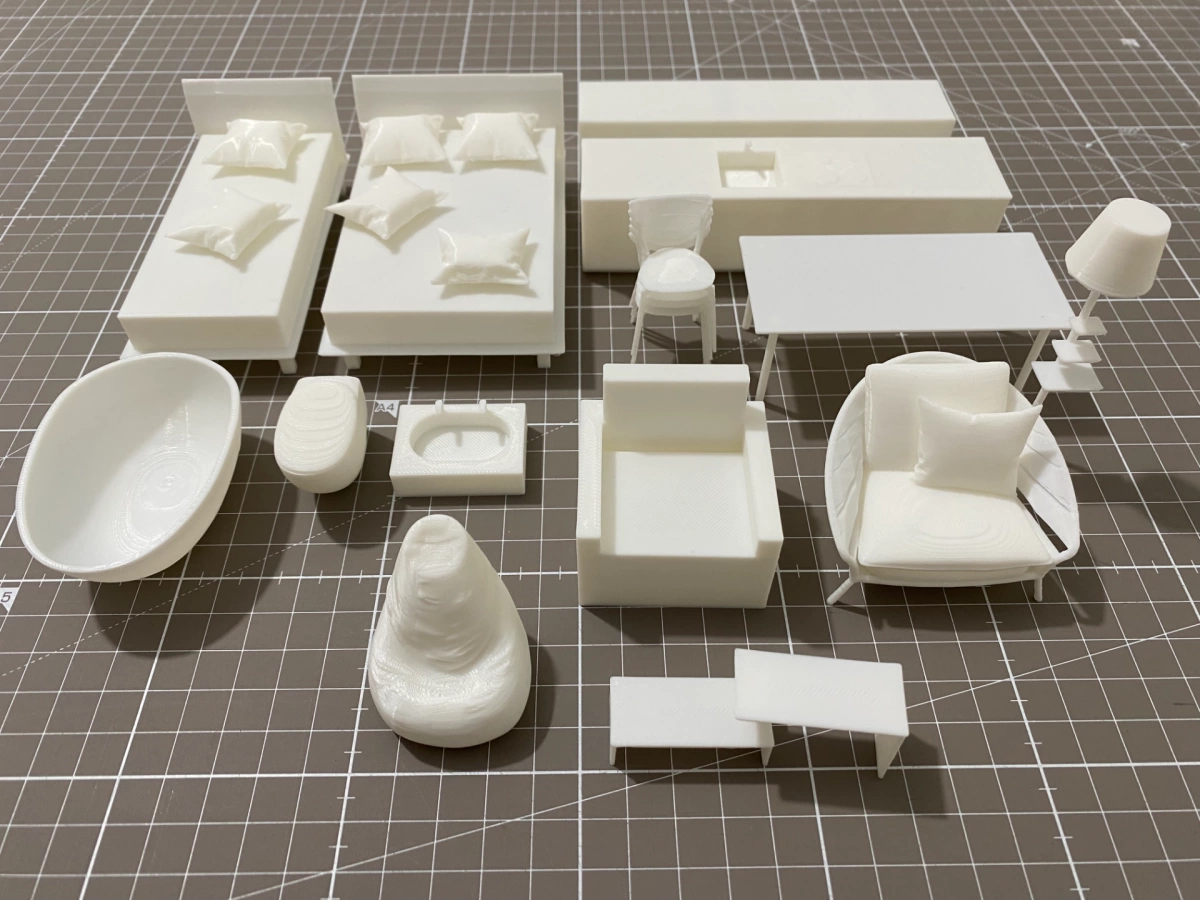 Kit 24 peças de Móveis em Miniatura (Escala 1/50) para Maquetes e Dioramas - Modelo 01