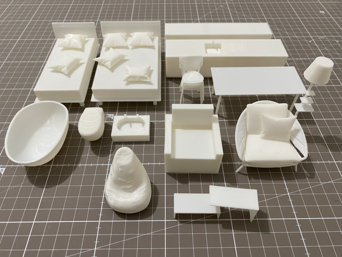 Kit 24 peças de Móveis em Miniatura (Escala 1/50) para Maquetes e Dioramas - Modelo 01